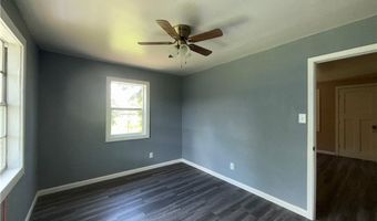 1010 Range St, Alice, TX 78332