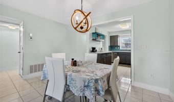1640 JUNO Trl 102A, Astor, FL 32102