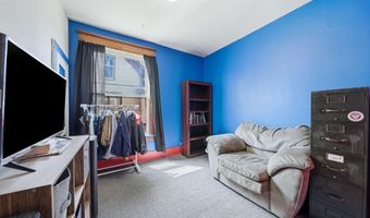 325 W 5th St, Auburn, IN 46706