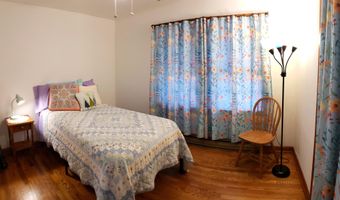 163 N Washington St, Alderson, WV 24910