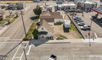 390 N Broadway St, Blackfoot, ID 83221