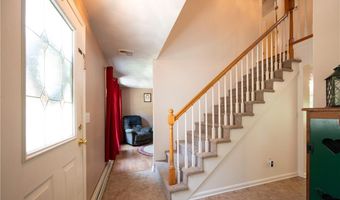 100 Whitney Ln, Burrillville, RI 02858