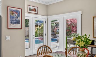 746 C St, Ashland, OR 97520