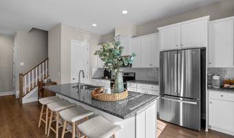 25493 GRASSY MEADOW Dr, Aldie, VA 20105