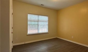 1943 Oakbluff Dr, Austell, GA 30106