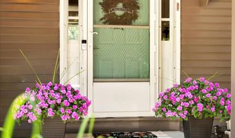 486 Edgeworthe Dr SE, Ada, MI 49301