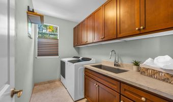 10 Puuwai Pl, Kihei, HI 96753