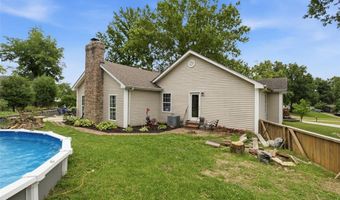 803 Streiff Ln, Ballwin, MO 63011