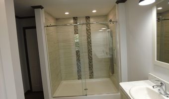 251 Briarwood Dr, Bedford, IN 47421