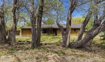 121 Buena Vista Ave, Cody, WY 82414