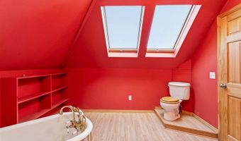 80 Pearl St, Bangor, ME 04401