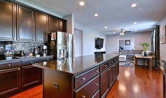 1128 Kingsmill Dr, Algonquin, IL 60102