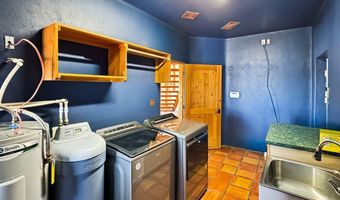 606 Weleka Ln, Carlsbad, NM 88220