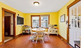 157 Riverside Dr, Augusta, ME 04330