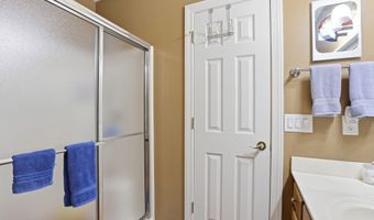355 Smoke Rise Dr, Baldwin, GA 30511