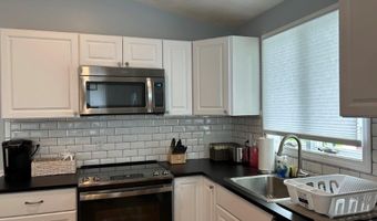 110 Winsor Ave, North Kingstown, RI 02852
