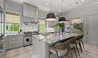1166 Ingleside Dr, Baton Rouge, LA 70806