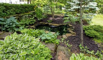 330 Countryside Dr, Ashland, OH 44805