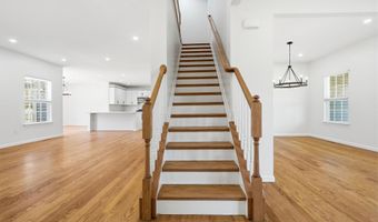 5 Adrift Ave, Barnegat, NJ 08005