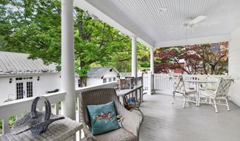 116 E Main St, Abingdon, VA 24210