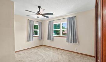 1306 Porter Ave, Aurora, MO 65605
