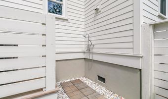 7878 Gull Bay Dr, Awendaw, SC 29429