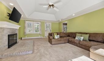 13 Pigeon Hill Cv, Hopkinton, RI 02808
