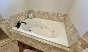 106 Cambridge Cv, Batesville, MS 38606