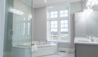 01 Whitehead Rd, Coventry, RI 02816