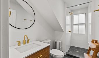 268 KING GEORGE St, Annapolis, MD 21401