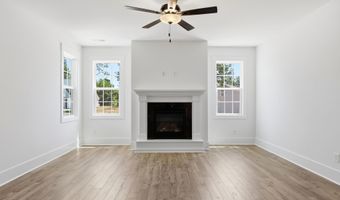 830 Winds Way, Aberdeen, NC 28315