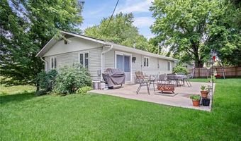 108 Westside Dr, Atchison, KS 66002