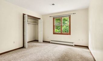 8735 Glen Nevis Rd NE, Ada, MI 49301