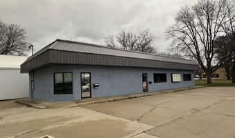 223 Central Ave W, Clarion, IA 50525
