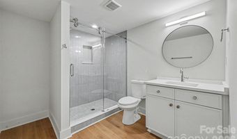 2000 Kilborne Dr, Charlotte, NC 28205