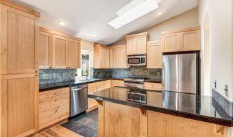 1449 NW Lexington Ave, Bend, OR 97703