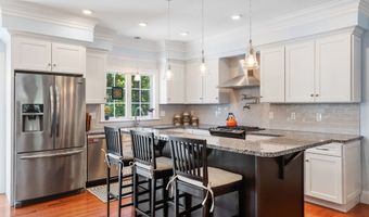 13 Taylor Cove Dr 13, Andover, MA 01810