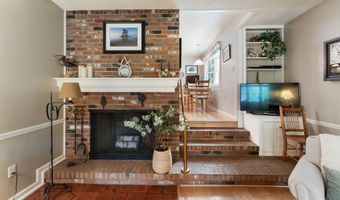 170 Pomfret Rd, Brooklyn, CT 06234