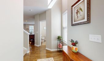 3221 N Heritage Ln, Arlington Heights, IL 60004