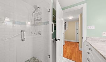 79 Bayberry Ln, Barnstable, MA 02630