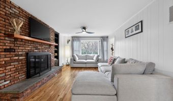 8 Telfer Dr, Alloway, NJ 07418