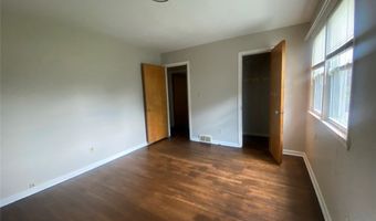 456 Sunset View Dr, Akron, OH 44320