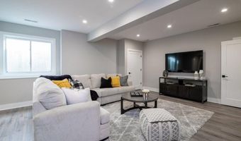 41 Primrose Ln, Cromwell, CT 06416