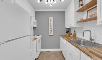 131 Shadalane Walk, Ballwin, MO 63011