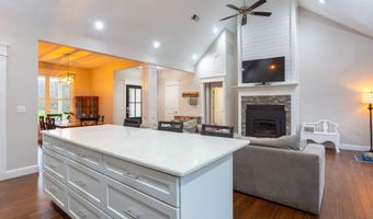 1320 Little Fudges Creek Rd, Barboursville, WV 25504