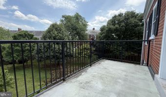 3050 S BUCHANAN St C2, Arlington, VA 22206