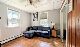 17 Autumn Trl, Coventry, CT 06238