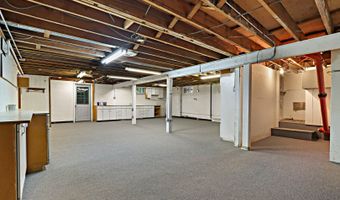 281 Chestnut St, Antioch, IL 60002