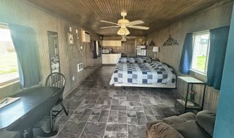 647 E 1st St, Lucas, KS 67648