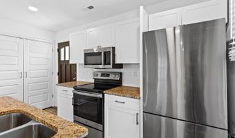 802 Amherst Ave, Altavista, VA 24517